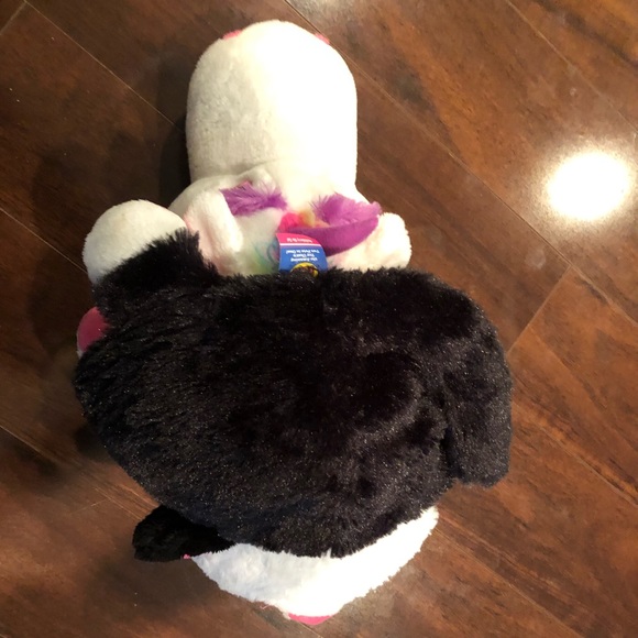 ⭐️Flip Pets - 2 Toys in One Daisy the Unicorn & Huckeberry the Cat Stuffed Plush - Picture 7 of 7
